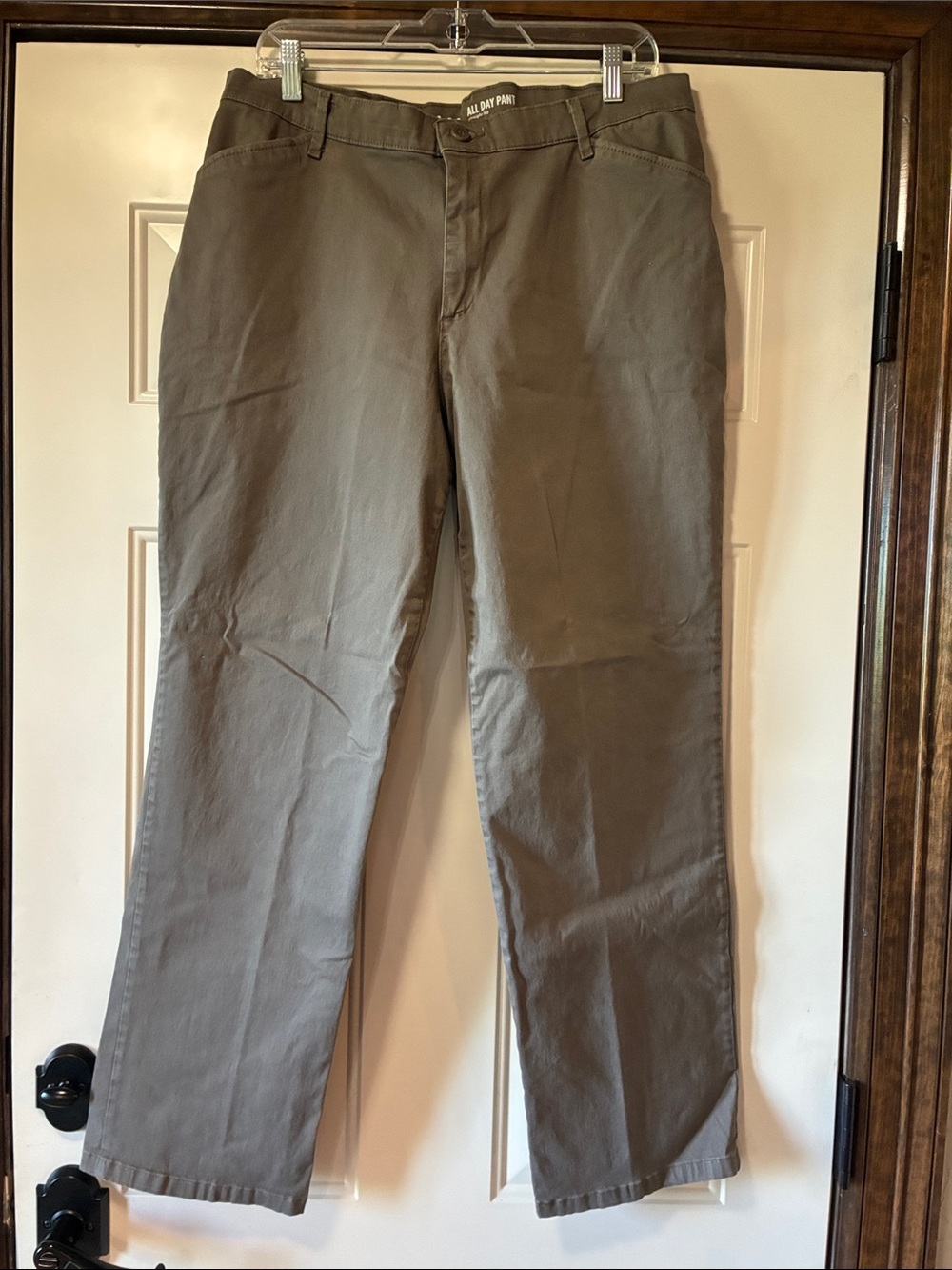 Size 16 Lee “All Day Pant” Putty Chino Casual Pants